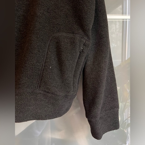 Kit and Ace Fleece Chillout Button Down Pullover in Black sz M - Picture 4 of 8